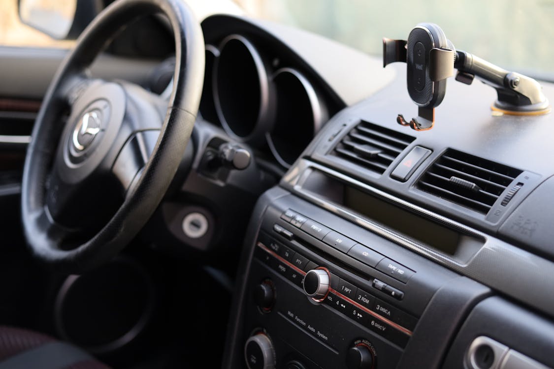 Dashboard Phone Mount